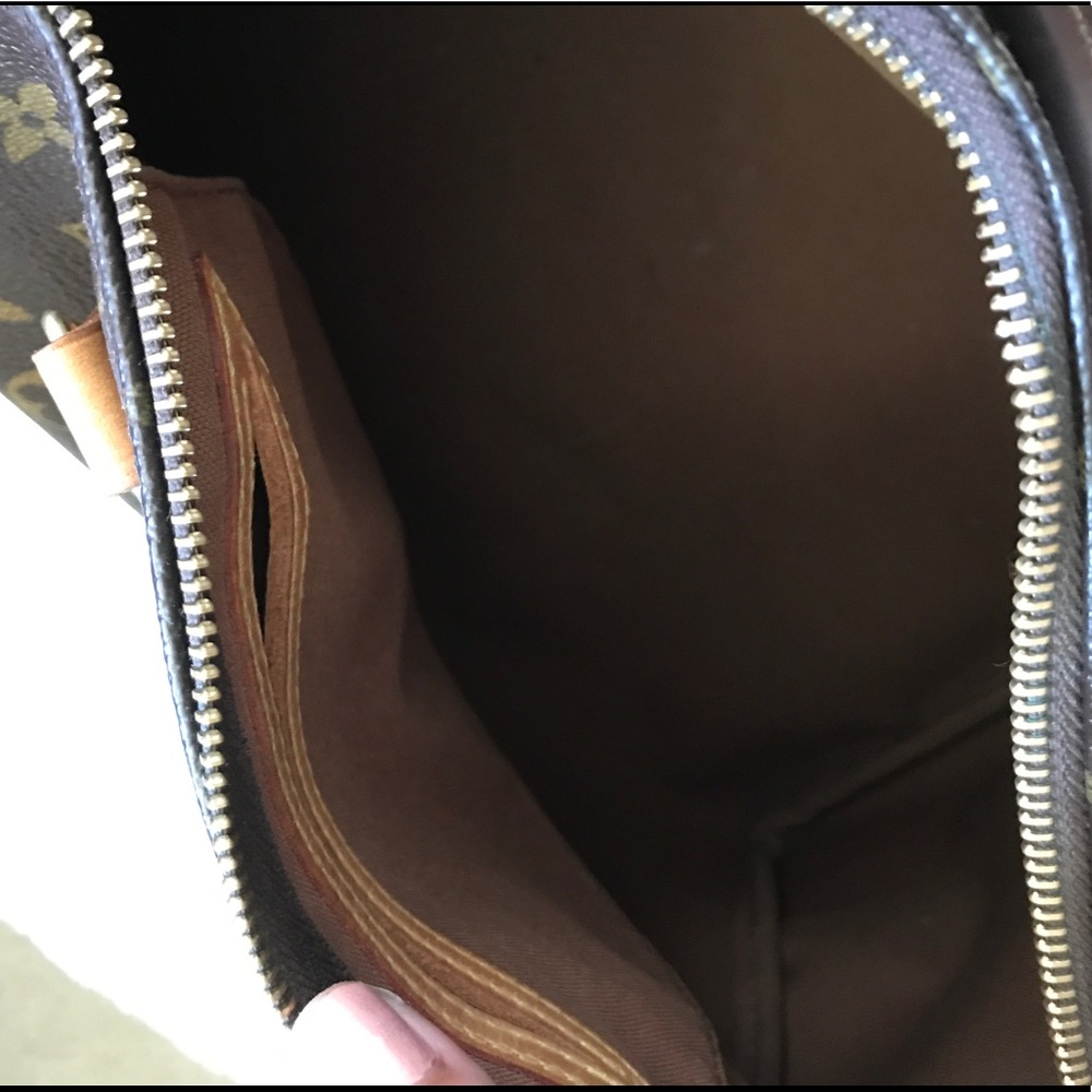 Louis Vuitton Monogram Canvas 30 Speedy - Picture 7 of 7